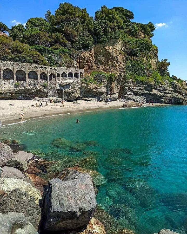 Hotel Torre Celle Ligure Kültér fotó