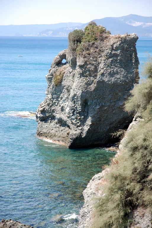 Hotel Torre Celle Ligure Kültér fotó