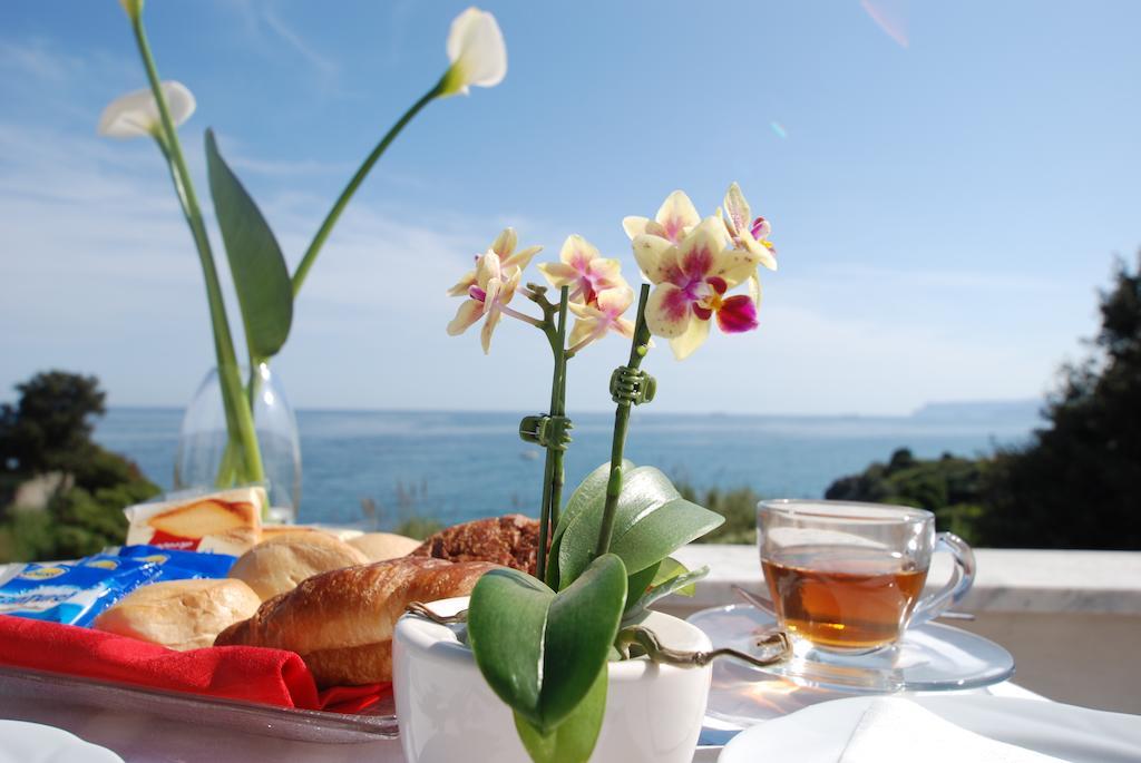 Hotel Torre Celle Ligure Kültér fotó
